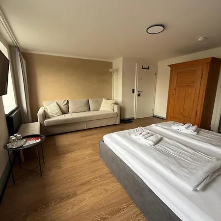 Hotel Zum Goldenen Schiff - Lehmzimmer Erde *